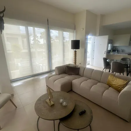 아파트 Casa D'oro *